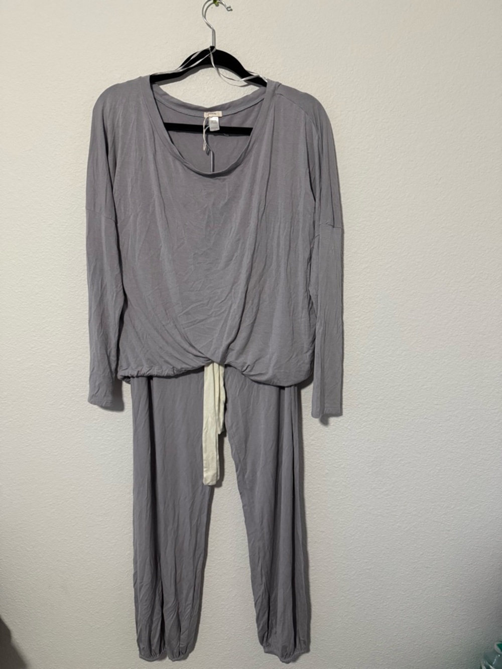 Eberjey Light Gray Modal Top with Cream Tag